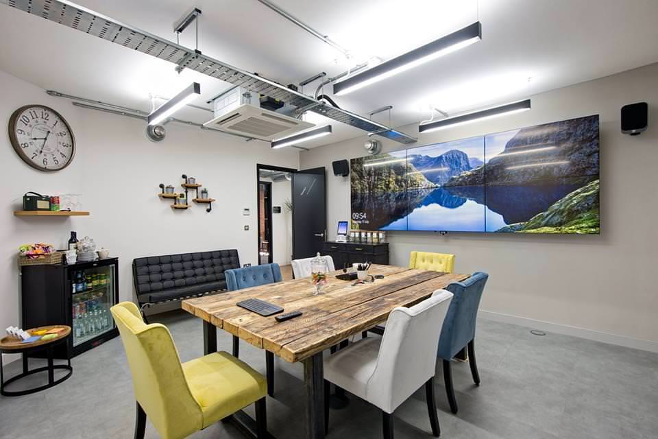 the insight rooms suite one