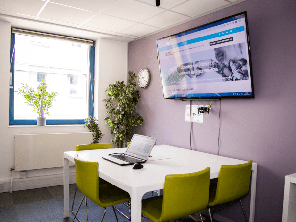 user viewing the study